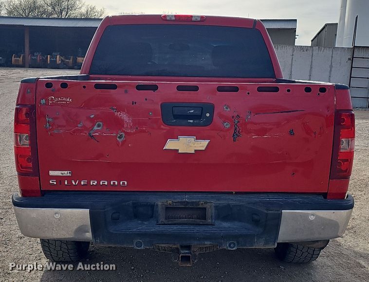 image for item DW3247 2011 Chevrolet Silverado 1500 Crew Cab pickup truck