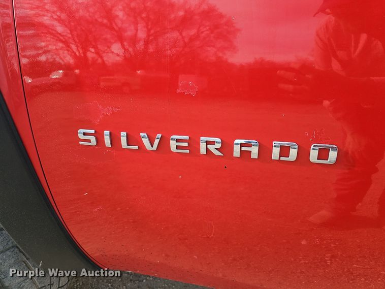 image for item DW3247 2011 Chevrolet Silverado 1500 Crew Cab pickup truck