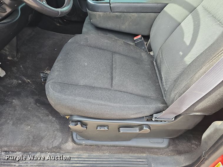 image for item DW3247 2011 Chevrolet Silverado 1500 Crew Cab pickup truck