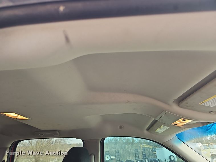 image for item DW3247 2011 Chevrolet Silverado 1500 Crew Cab pickup truck