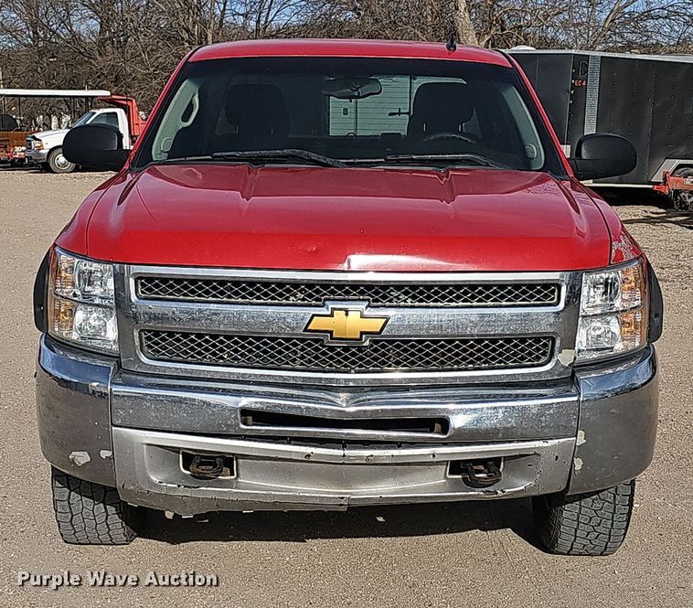 image for item DW3248 2012 Chevrolet Silverado 1500 Ext. Cab pickup truck
