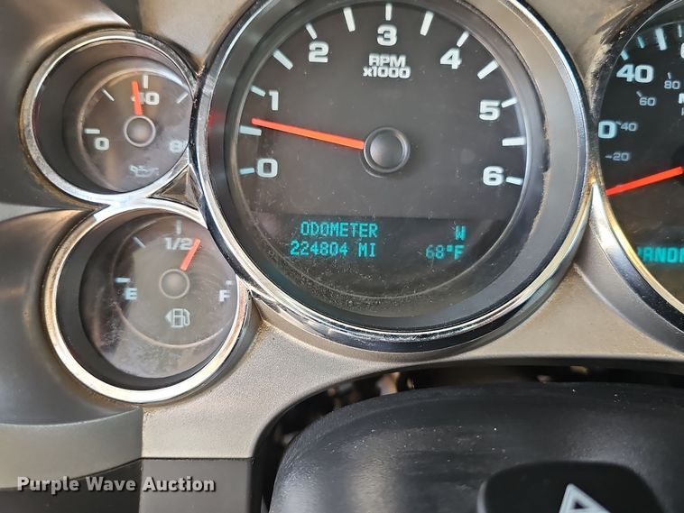 image for item DW3248 2012 Chevrolet Silverado 1500 Ext. Cab pickup truck