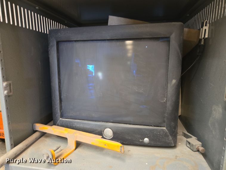 image for item DW8707 (2) Car-O-Tronic alignment systems