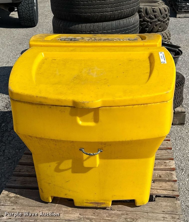 image for item DY7975 (2) poly storage bins