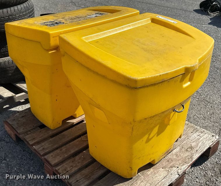 image for item DY7975 (2) poly storage bins