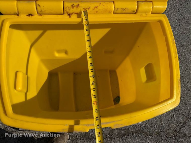 image for item DY7975 (2) poly storage bins