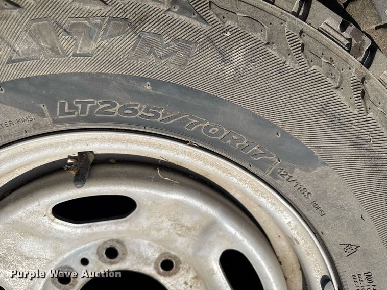 image for item DY7978 (16) Tires and wheels