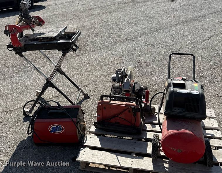 image for item DY7979 Tools