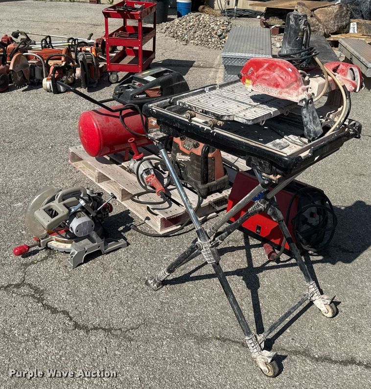 image for item DY7979 Tools