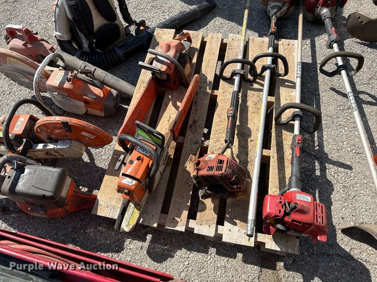 image for item DY7980 Tools