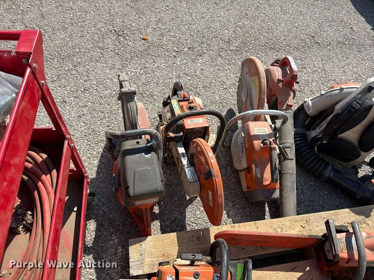 image for item DY7980 Tools