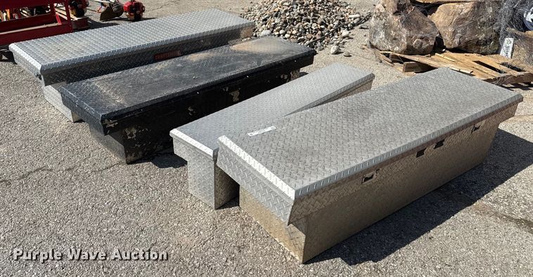 image for item DY7983 (4) toolboxes