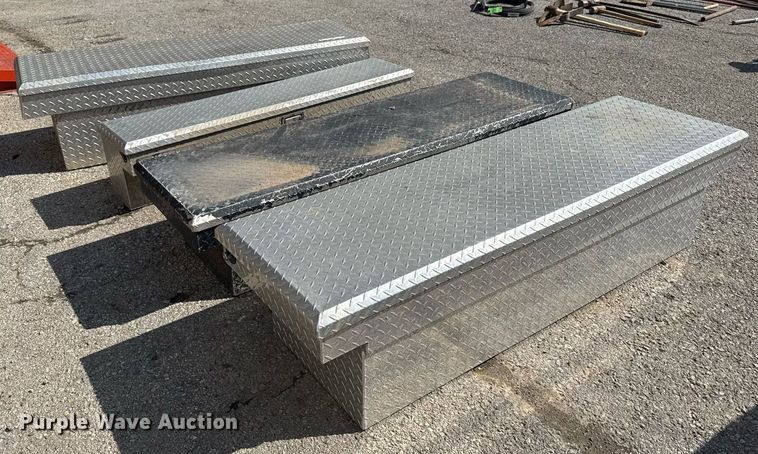 image for item DY7983 (4) toolboxes