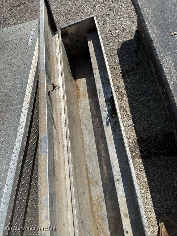 image for item DY7983 (4) toolboxes