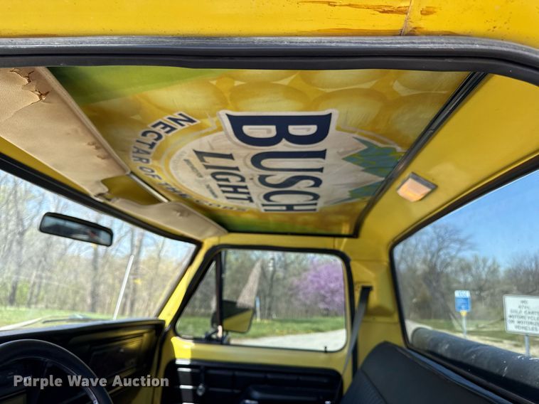 image for item DY7986 1979 Ford F100 pickup truck