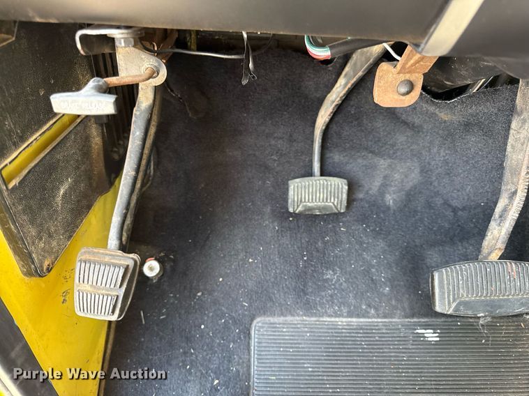 image for item DY7986 1979 Ford F100 pickup truck