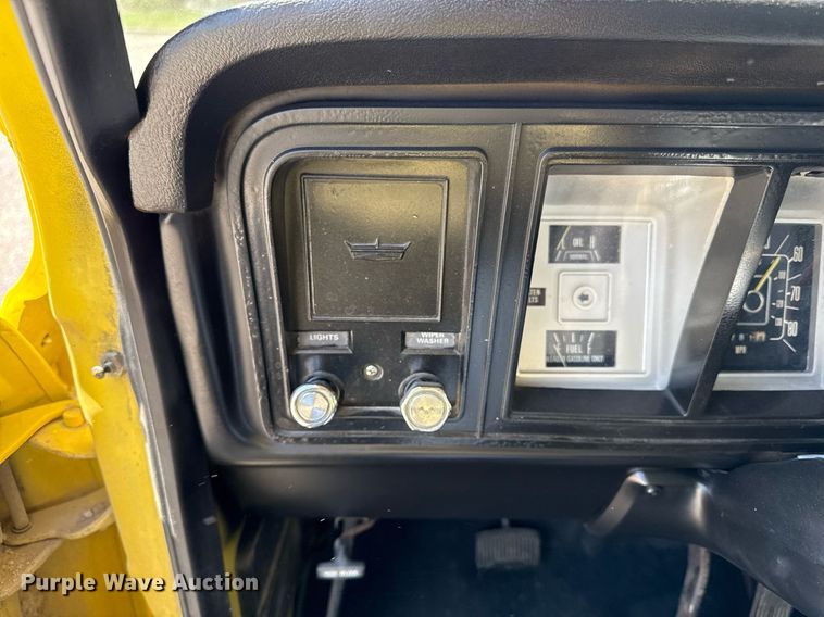 image for item DY7986 1979 Ford F100 pickup truck