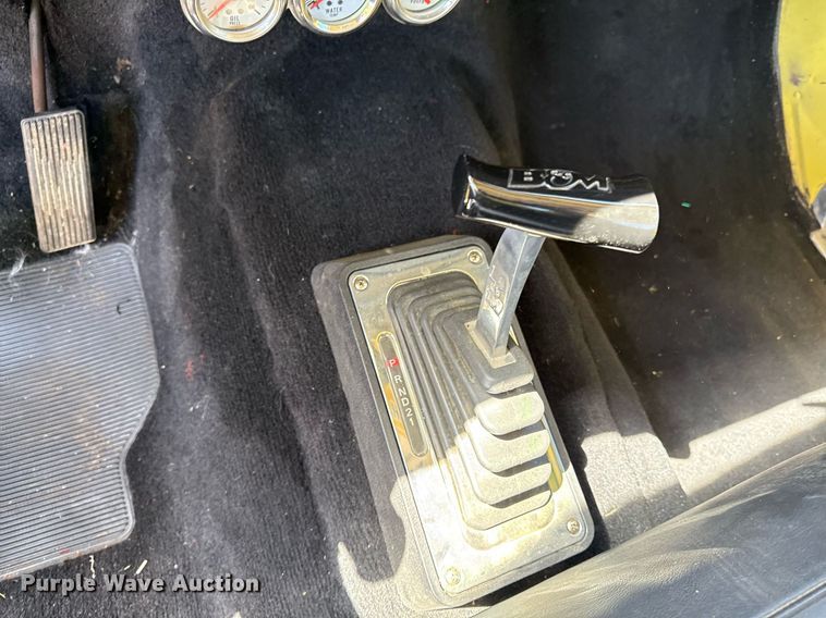 image for item DY7986 1979 Ford F100 pickup truck