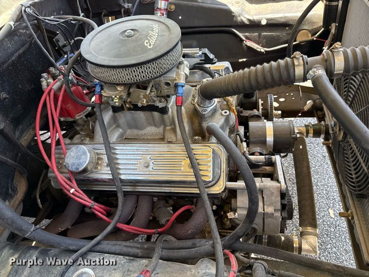 image for item DY7986 1979 Ford F100 pickup truck