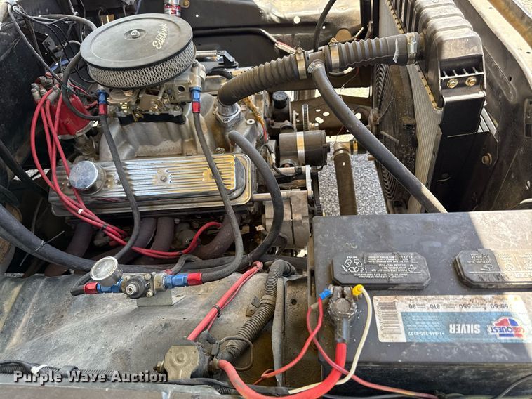 image for item DY7986 1979 Ford F100 pickup truck