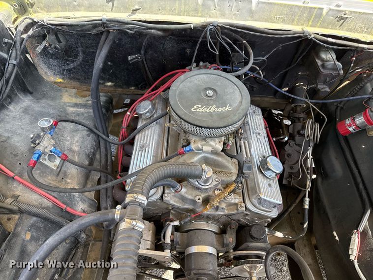 image for item DY7986 1979 Ford F100 pickup truck