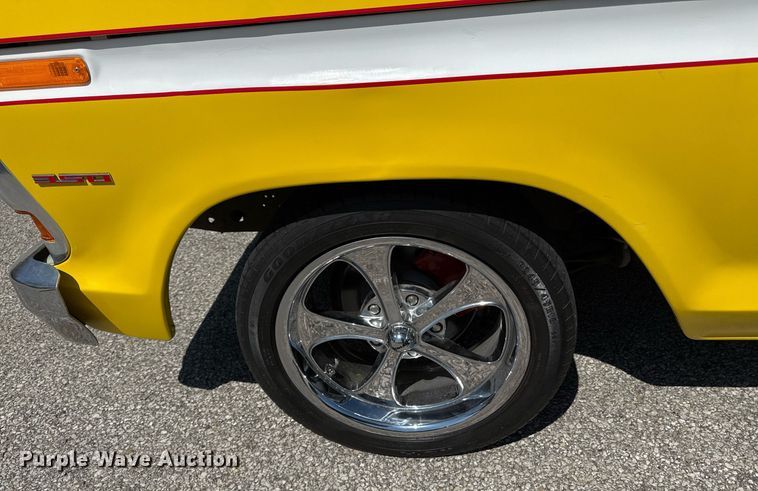 image for item DY7986 1979 Ford F100 pickup truck