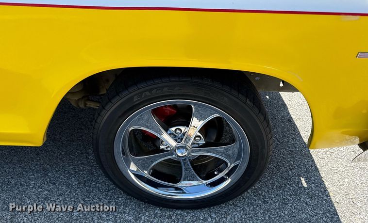 image for item DY7986 1979 Ford F100 pickup truck