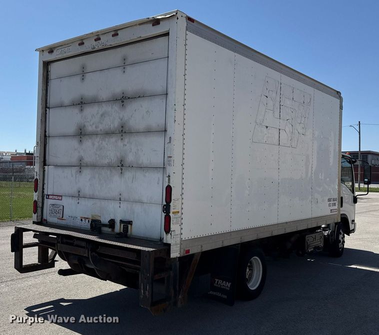 image for item DY7987 2011 Isuzu NPR box truck