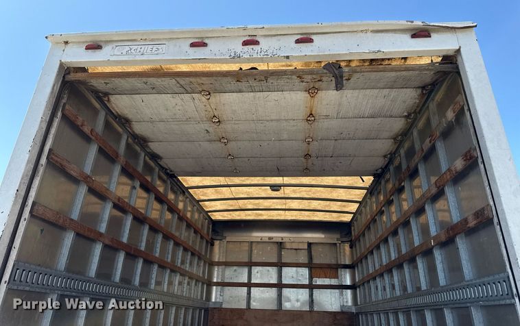 image for item DY7987 2011 Isuzu NPR box truck