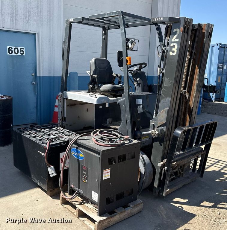 image for item DY7994 Nissan CP1B2L25BS forklift