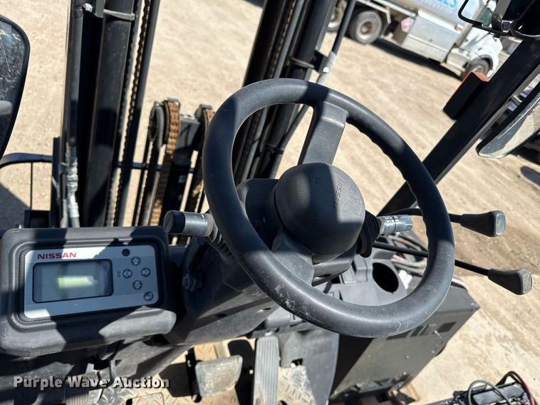 image for item DY7994 Nissan CP1B2L25BS forklift