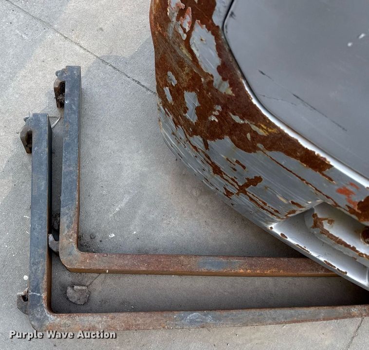 image for item DY7994 Nissan CP1B2L25BS forklift