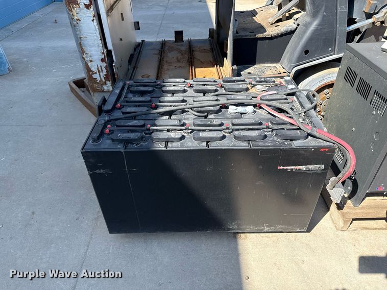 image for item DY7994 Nissan CP1B2L25BS forklift