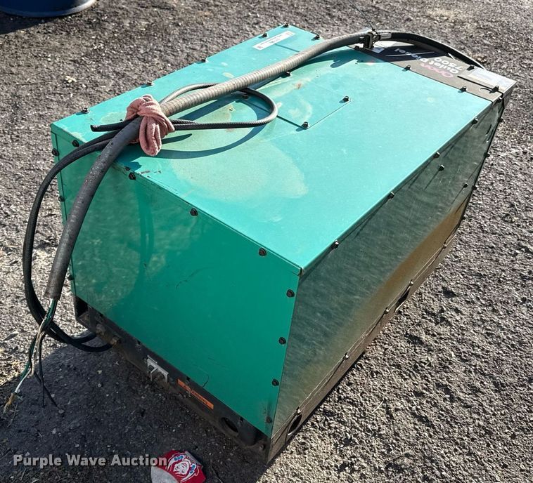 image for item DY7998 Onan Quiet Diesel 7500 generator