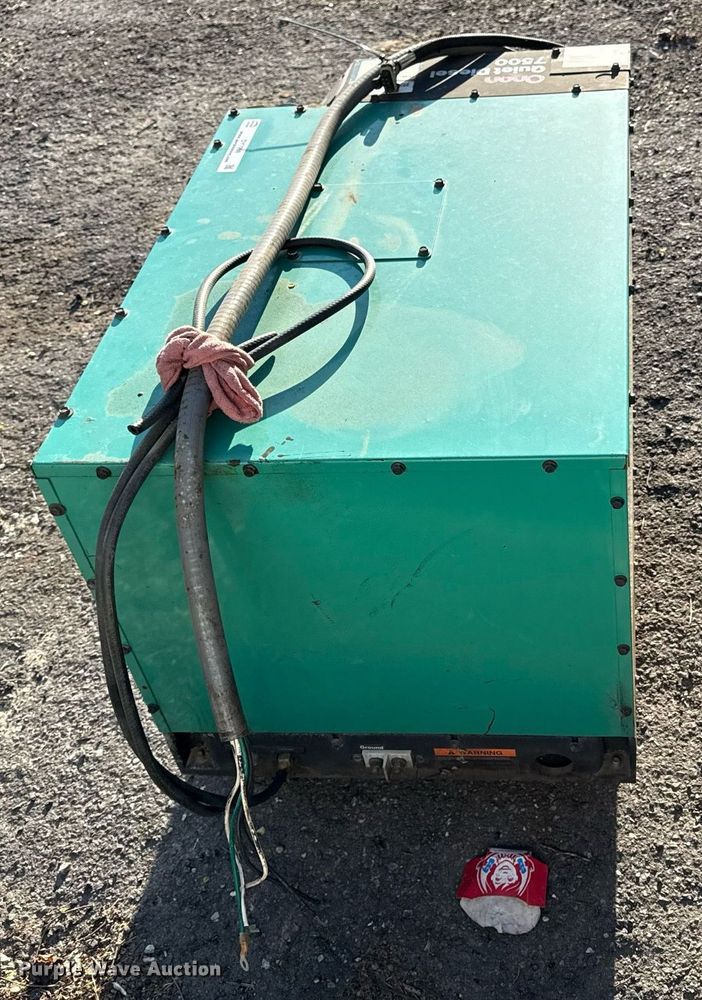 image for item DY7998 Onan Quiet Diesel 7500 generator