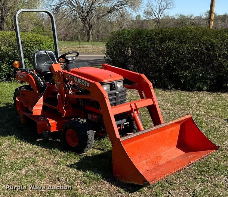 image for item DY8019 Kubota BX2200D MFWD tractor
