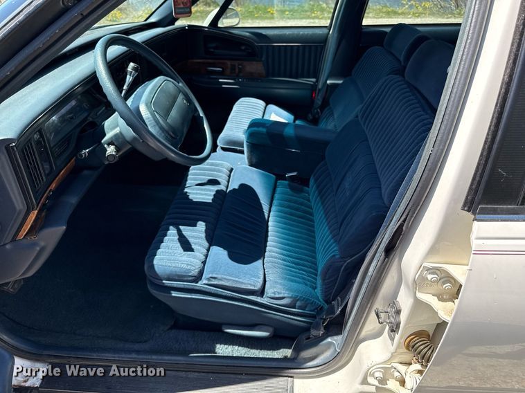 image for item DY8020 1992 Buick Park Avenue 