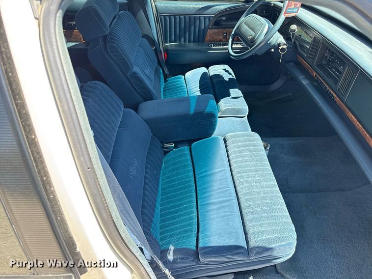 image for item DY8020 1992 Buick Park Avenue 