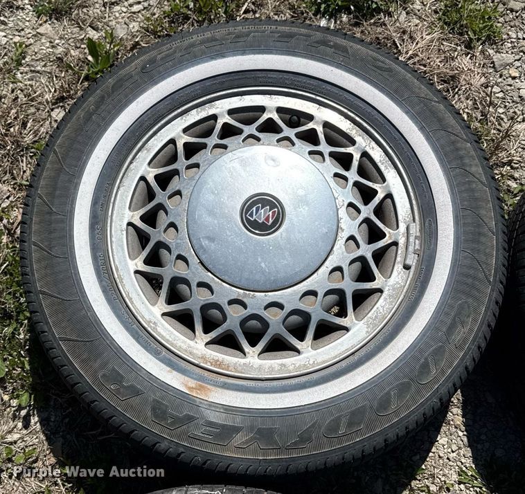 image for item DY8020 1992 Buick Park Avenue 