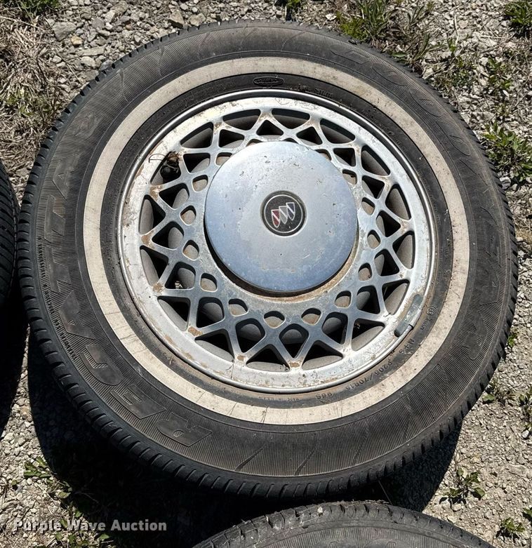 image for item DY8020 1992 Buick Park Avenue 