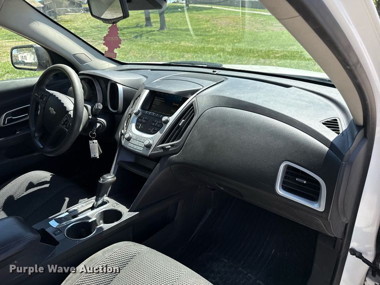 image for item DY8021 2017 Chevrolet Equinox SUV