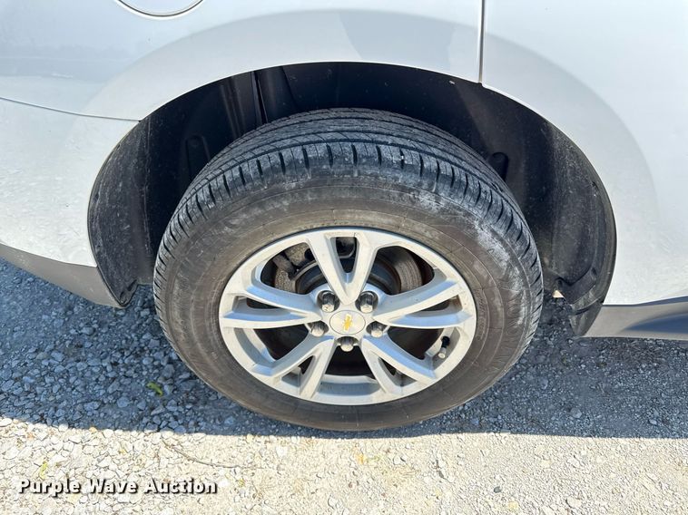 image for item DY8021 2017 Chevrolet Equinox SUV