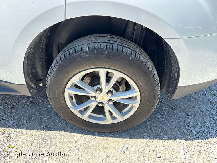 image for item DY8021 2017 Chevrolet Equinox SUV
