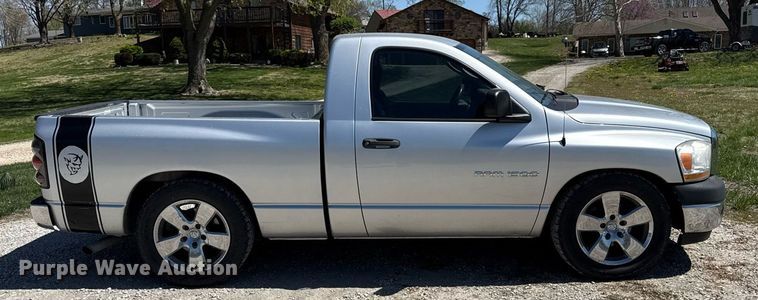 image for item DY8023 2006 Dodge Ram 1500 pickup truck