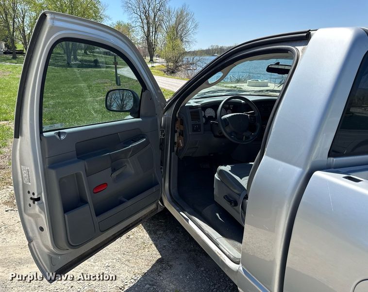 image for item DY8023 2006 Dodge Ram 1500 pickup truck