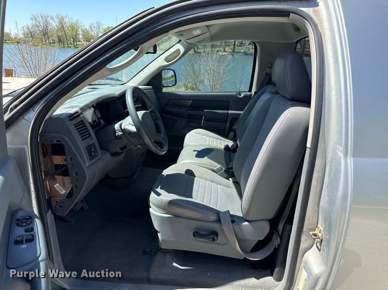 image for item DY8023 2006 Dodge Ram 1500 pickup truck