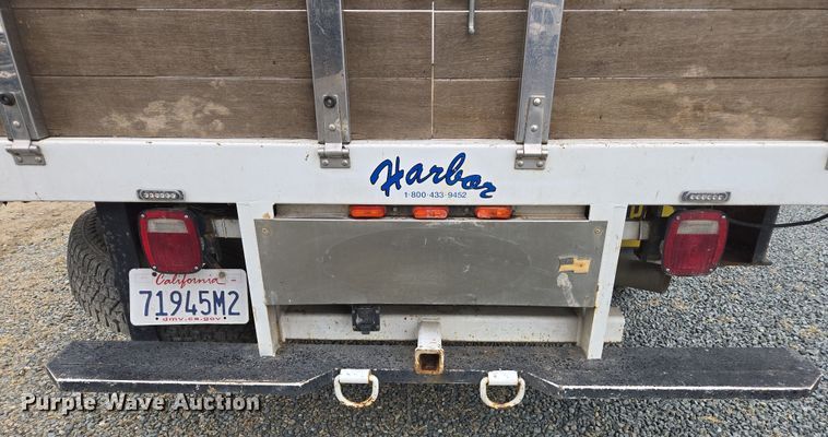 image for item EC0911 2018 Chevrolet Silverado 3500HD Crew Cab flatbed pickup truck