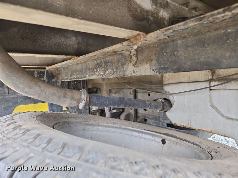 image for item EC0911 2018 Chevrolet Silverado 3500HD Crew Cab flatbed pickup truck