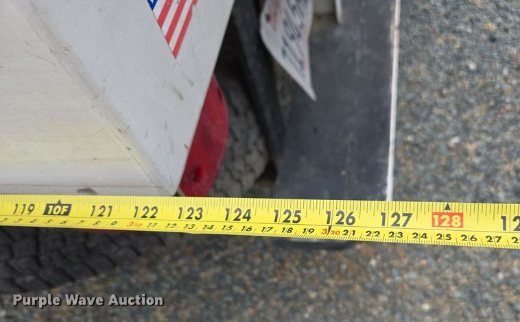 image for item EC0911 2018 Chevrolet Silverado 3500HD Crew Cab flatbed pickup truck