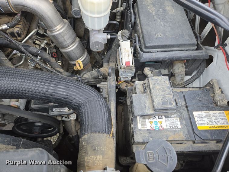 image for item EC0911 2018 Chevrolet Silverado 3500HD Crew Cab flatbed pickup truck